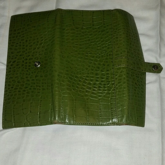 LOFT Green wallet - Picture 3 of 5